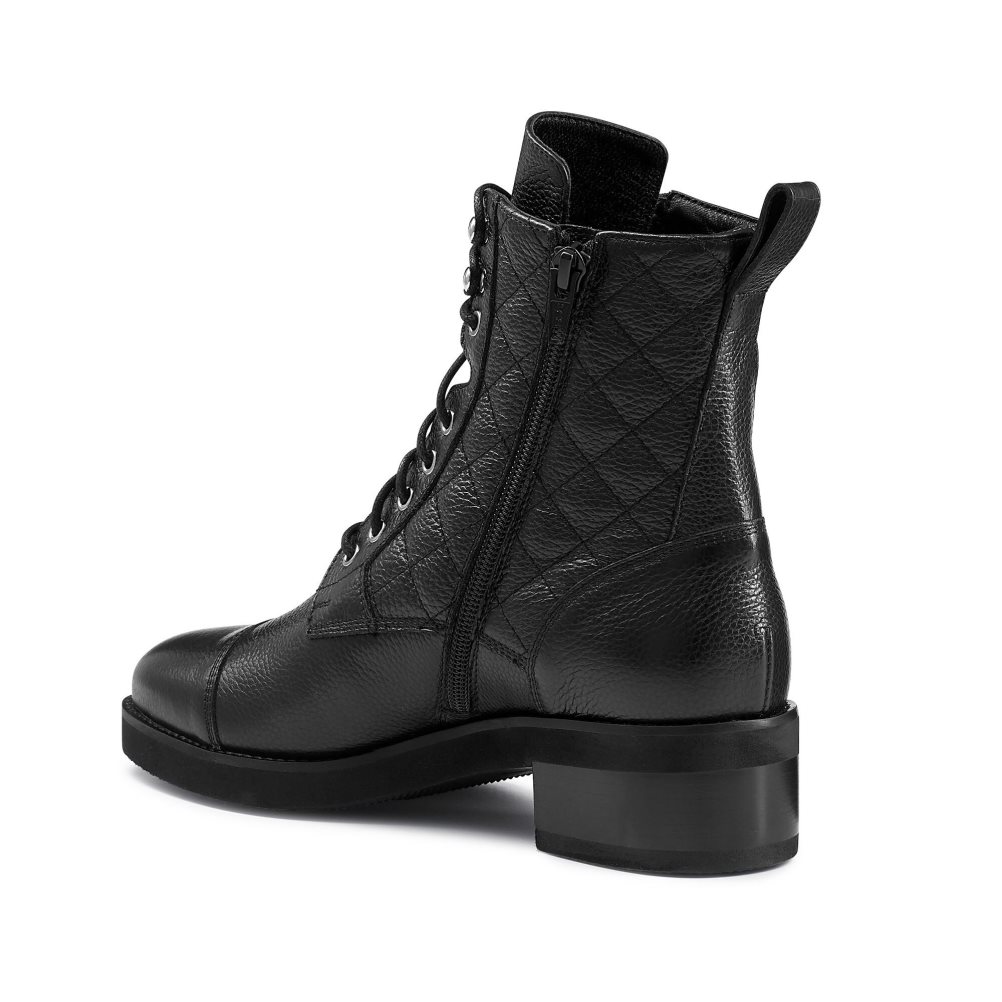 Russell And Bromley Atomic Quilted Stomper Bilek Boy Bot Kadın Siyah | UKZJWB784